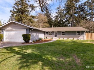 1926 Island View Rd, Oak Harbor, WA 98277