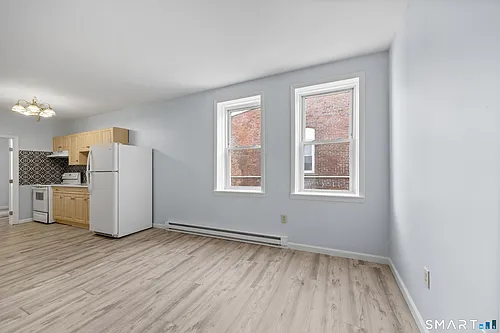 60 Center St #9 Photo 1