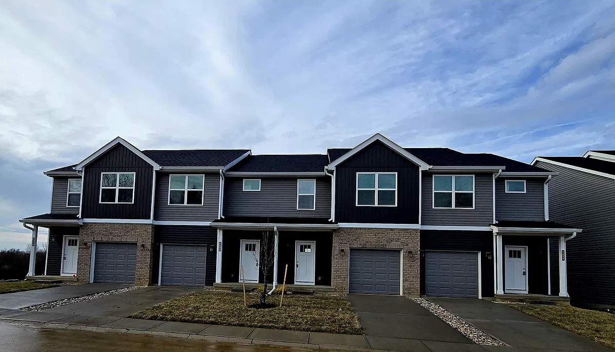 Floor plan Three Bedroom TH, Basement, 1 car