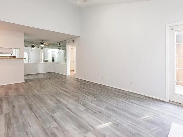10047 Westpark Dr #72 — Photo 8