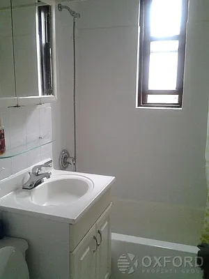 Sold by Oxford Property Group | media 3