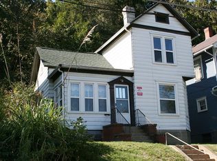 137 Grosvenor St, Athens, OH