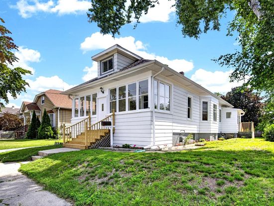 6053 37th AVENUE, Kenosha, WI 53142