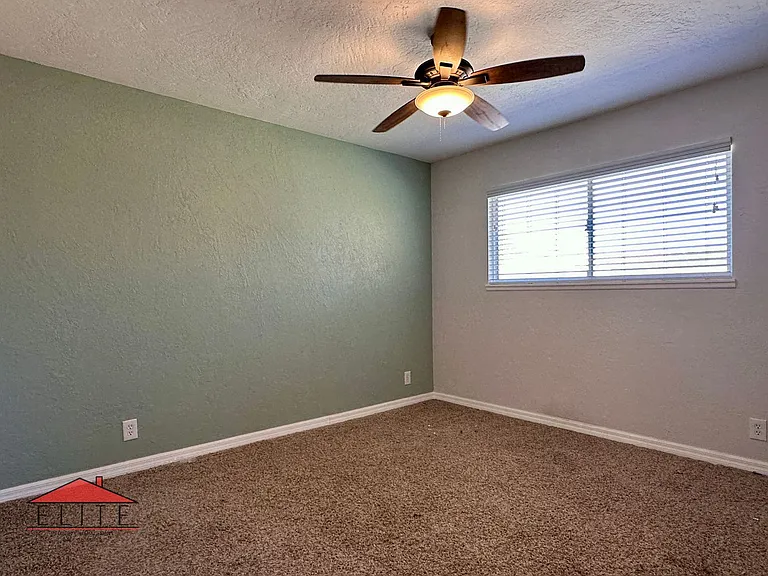 224 Larkspur St — Photo 17