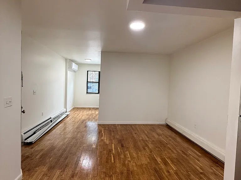 1664 Prospect Pl #1 — Photo 3