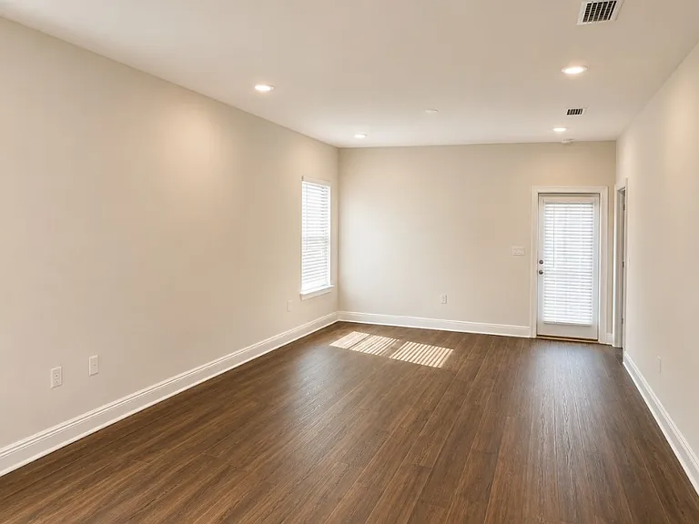 13679 Logan Pl — Photo 4