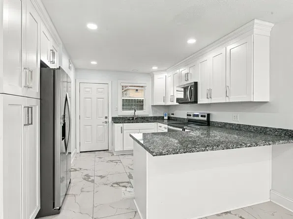 731 Kirby Ln, Lake Charles, LA