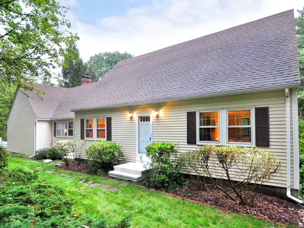 6 Highwood Road, Canton, CT 06019