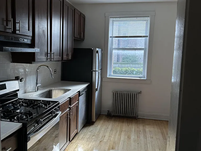 5982 N Ridge Ave #1 — Photo 8