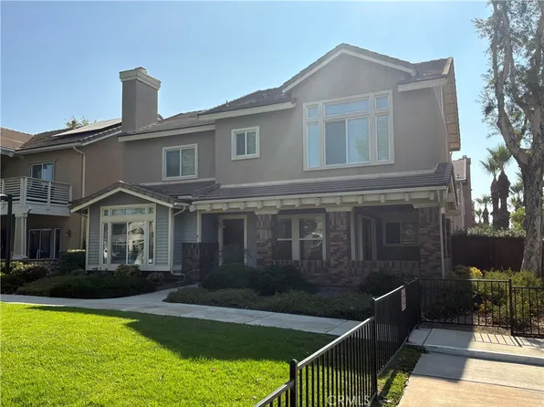 6287 Oakfield Ct, Riverside, CA 92504