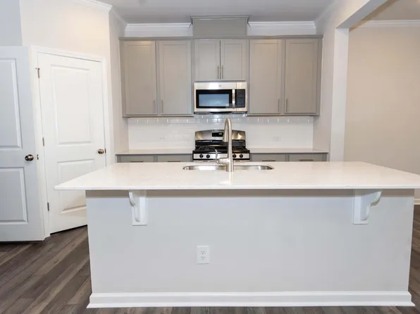 710 Spoonbill Trl, Durham, NC 27703
