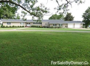 1825 W Malvern Hwy, Slocomb, AL 36375