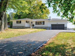 1067 Mount Vernon Rd, Hurricane, WV 25526