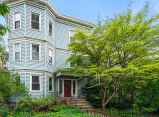 20 Fayette St #3, Cambridge, MA 02139