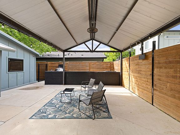 3rd image of 6205 Caddie St #2