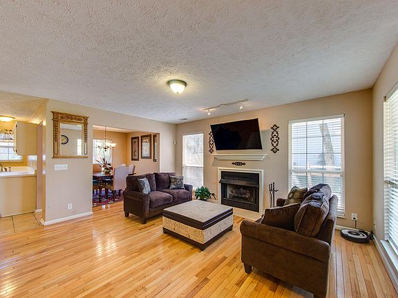 4th image of 105 Ella St