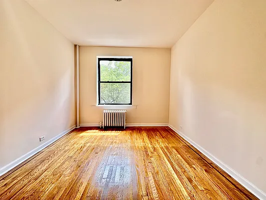 Rented by David Francis New York LLC | media 25