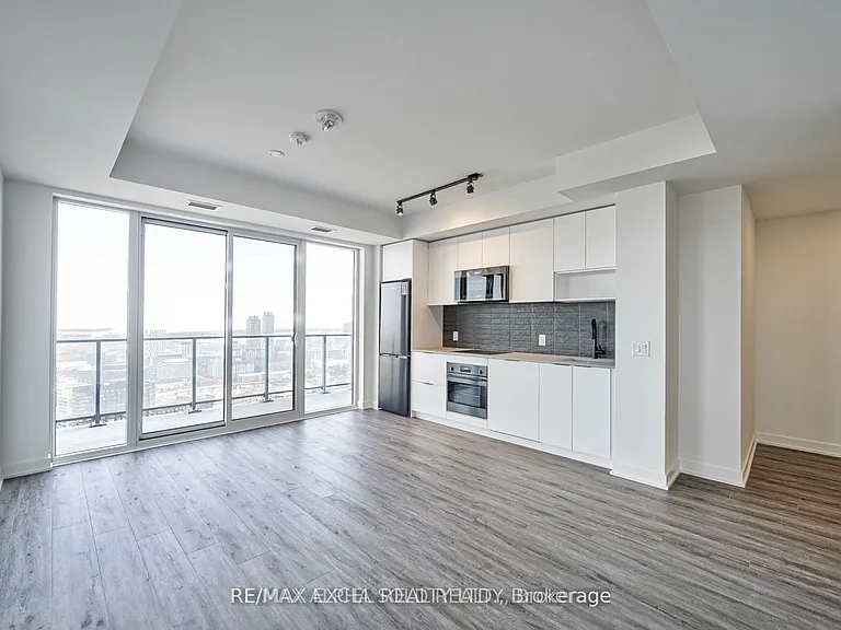 5 Defries St #3402 — Photo 11
