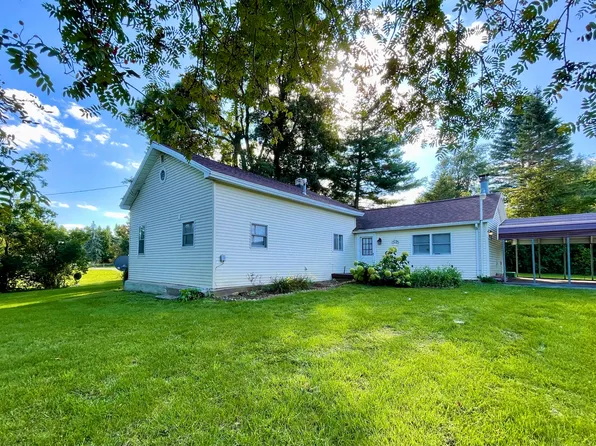 1029 W Card Rd, Hillsdale, MI 49242