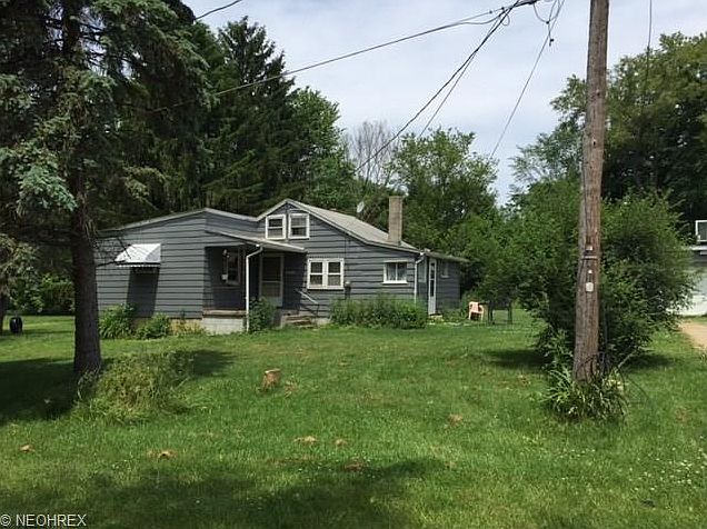 2nd image of 1072 N Geyers Chapel Rd #C