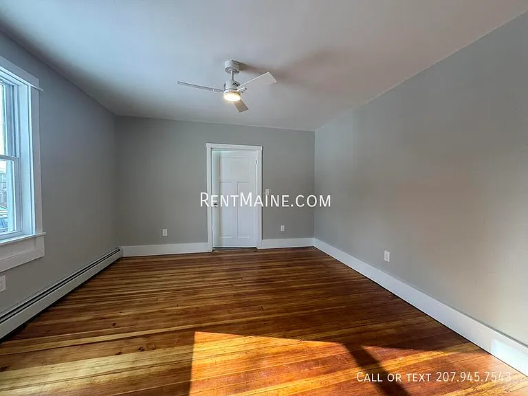 6 Woodman Ave #1 — Photo 10