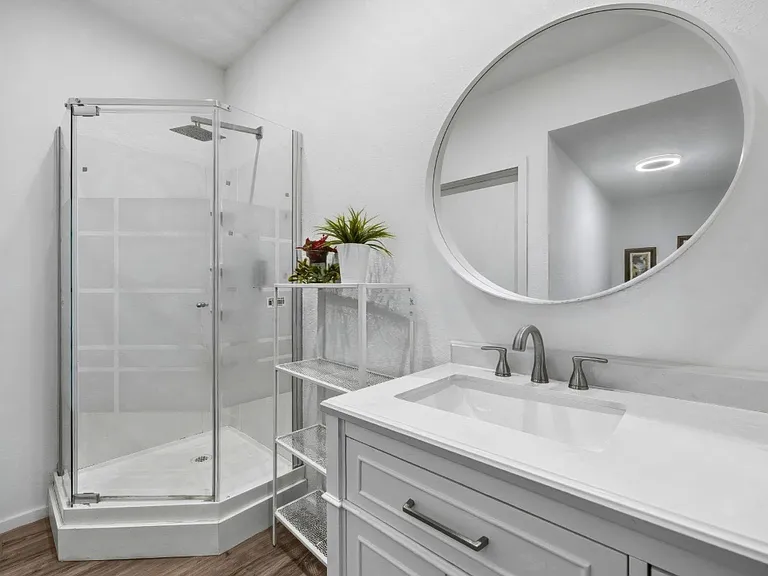 8575 Torwoodlee Ct — Photo 36