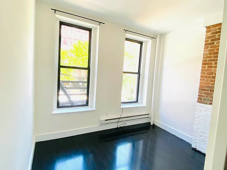 640 10th Ave #2N — Photo 9