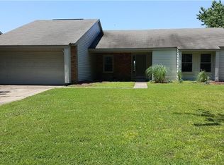 1636 Lake Christopher Dr, Virginia Beach, VA 23464