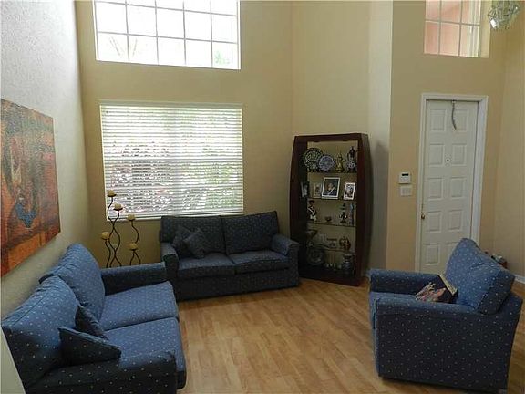 4th image of 17040 NW 19th Ct