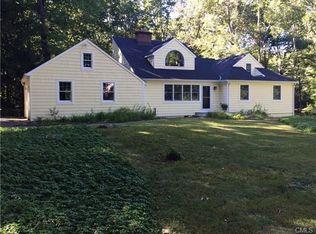 71 Chicken St, Wilton, CT 06897
