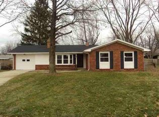 8408 W Fairview Rd, Yorktown, IN 47396