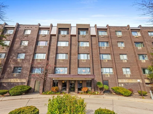 8444 W Wilson Ave #212S, Chicago, IL 60656
