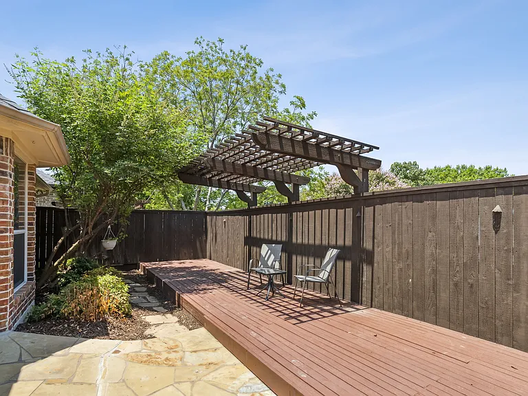 199 Cody Pl — Photo 24