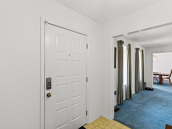 5th image of 3034 Richmond Hill Road