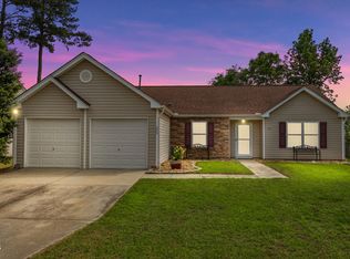308 Holly Briar Dr, Fuquay Varina, NC 27526