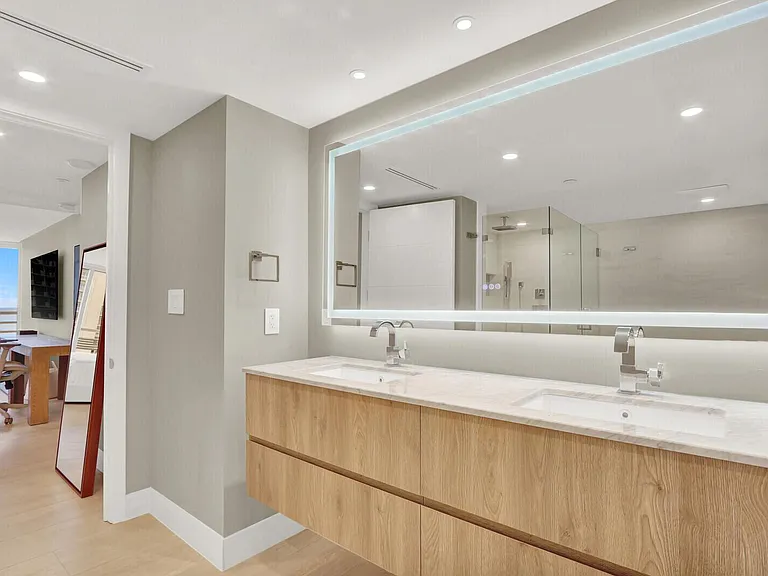 4201 N Ocean Blvd #C1202 — Photo 32