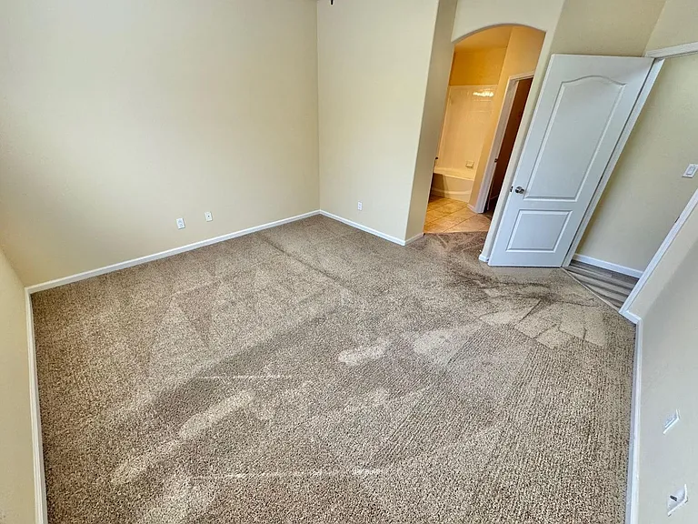 10217 King Henry Ave #101 — Photo 17