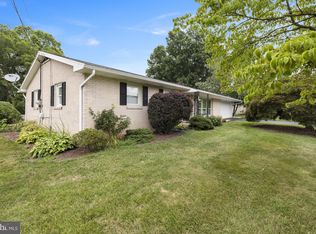 3441 Holly Rd, York, PA 17315