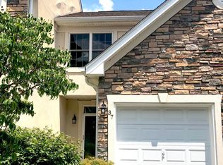 37 Amber Dr, Old Bridge, NJ 08857