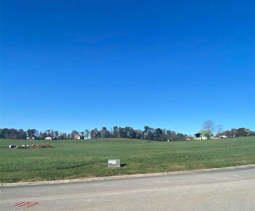 2nd image of 1916 River Mist Cir