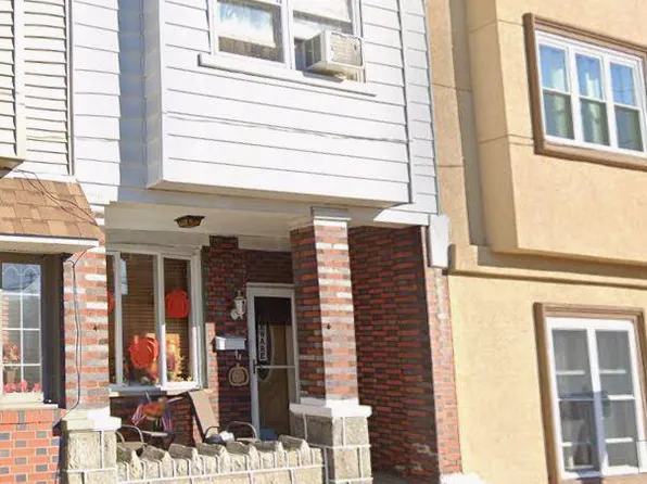 2353 S Lee St, Philadelphia, PA 19148
