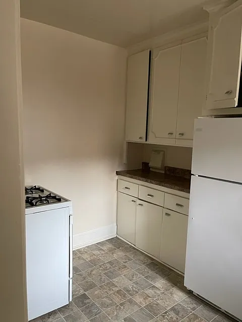 Marybelle Apts 122 — Photo 4