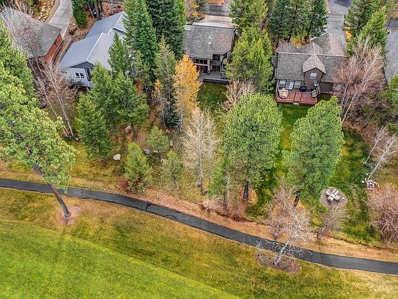 3rd image of 805 Fairway Dr