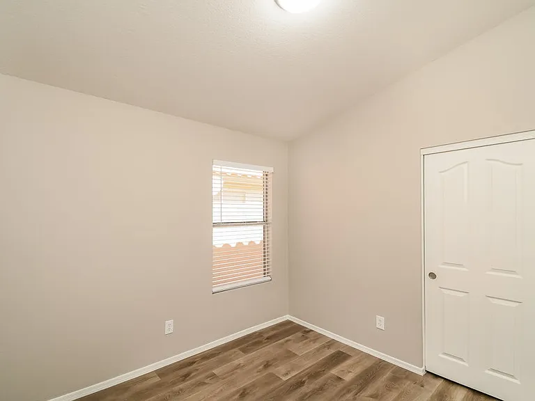 1266 E Sierra Madre Ave — Photo 17