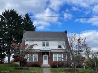 215 E Main St, Saint Clairsville, OH 43950