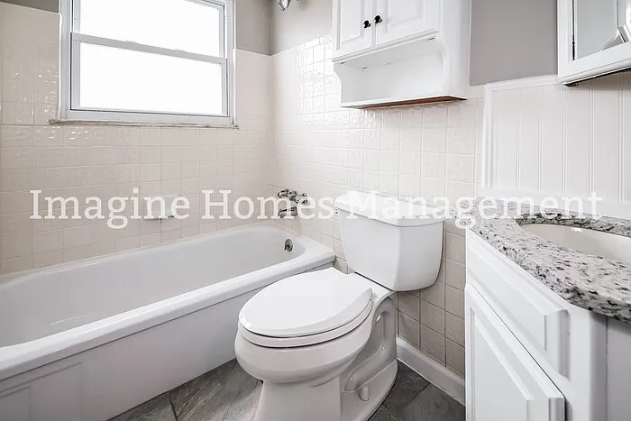 4143 W 210th St — Photo 10