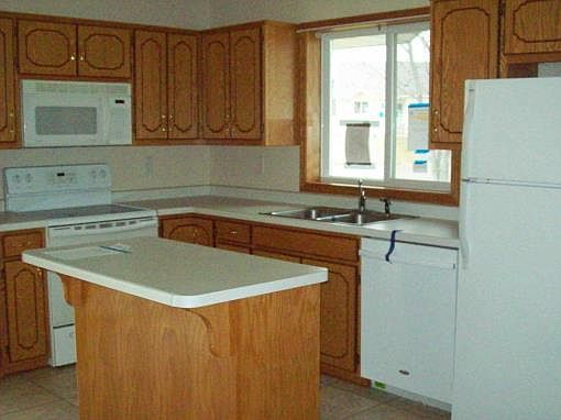 2nd image of 505 7th St S