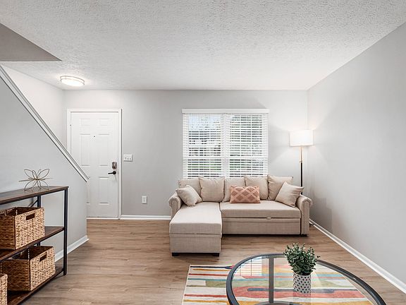 3rd image of 134 Blakeford Dr #79825
