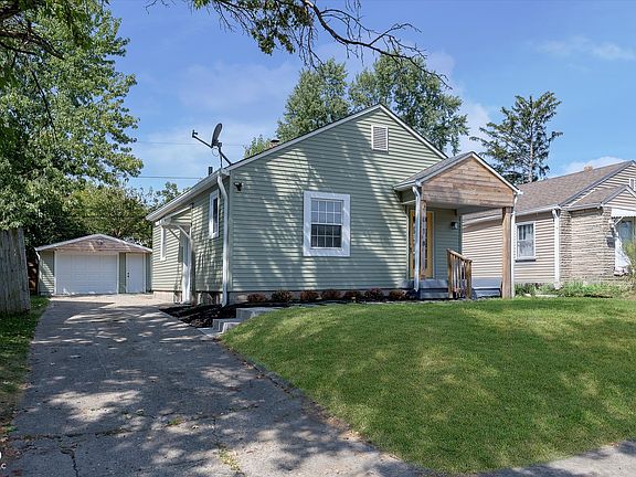 3rd image of 2018 N Bosart Ave