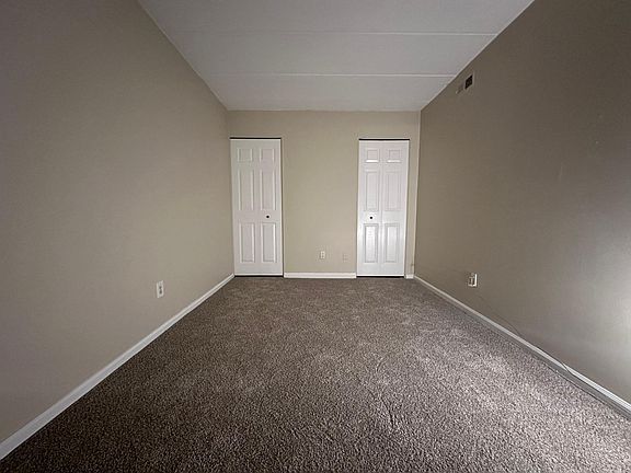 5th image of 7 Sunbury Ct